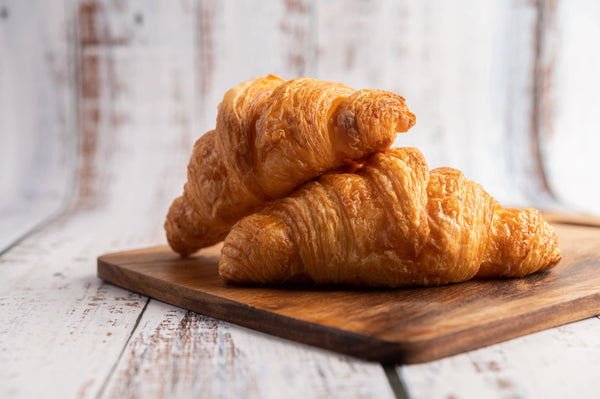 Classic French Butter Croissants (Croissants au Beurre)