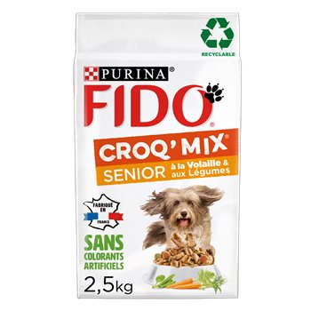 A bag of Purina Fido Croq' Mix Senior dog food with poultry and vegetables. The packaging is predominantly white with an image of a dog and branding details, and it is marked as 2.
